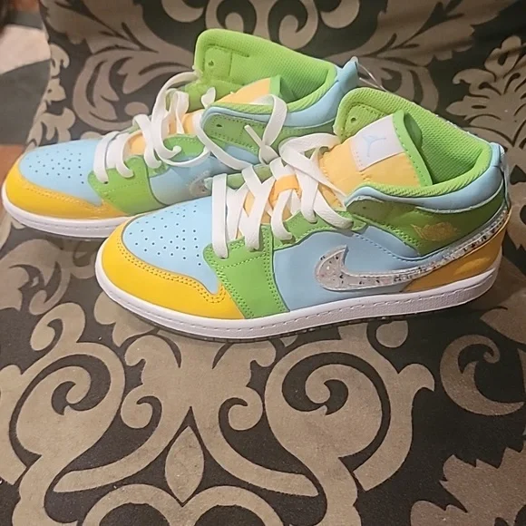 Air Jordan Mid SE GS Recycled Grind basketball gym shoes